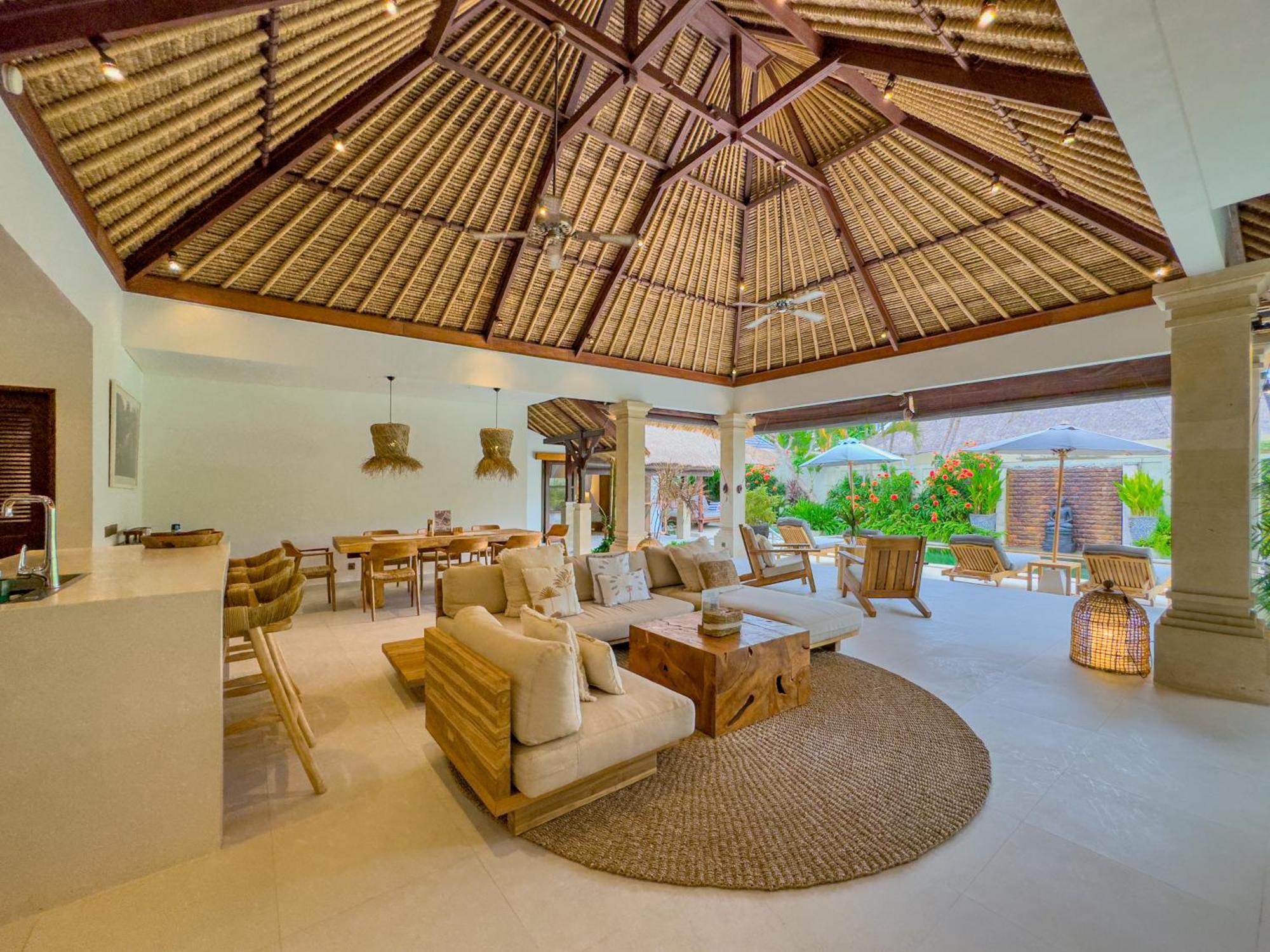 Villa Bugis Seminyak Værelse billede