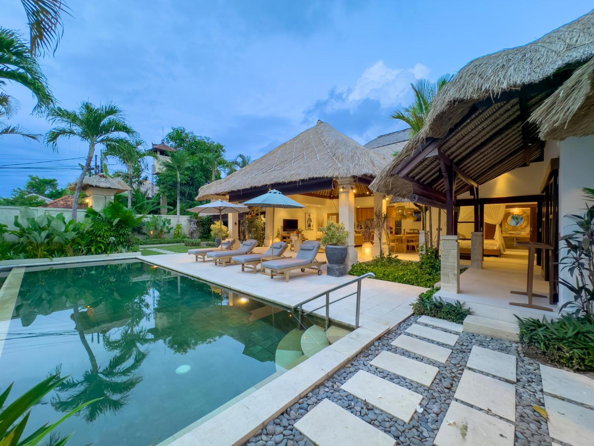 Villa Bugis Seminyak Værelse billede
